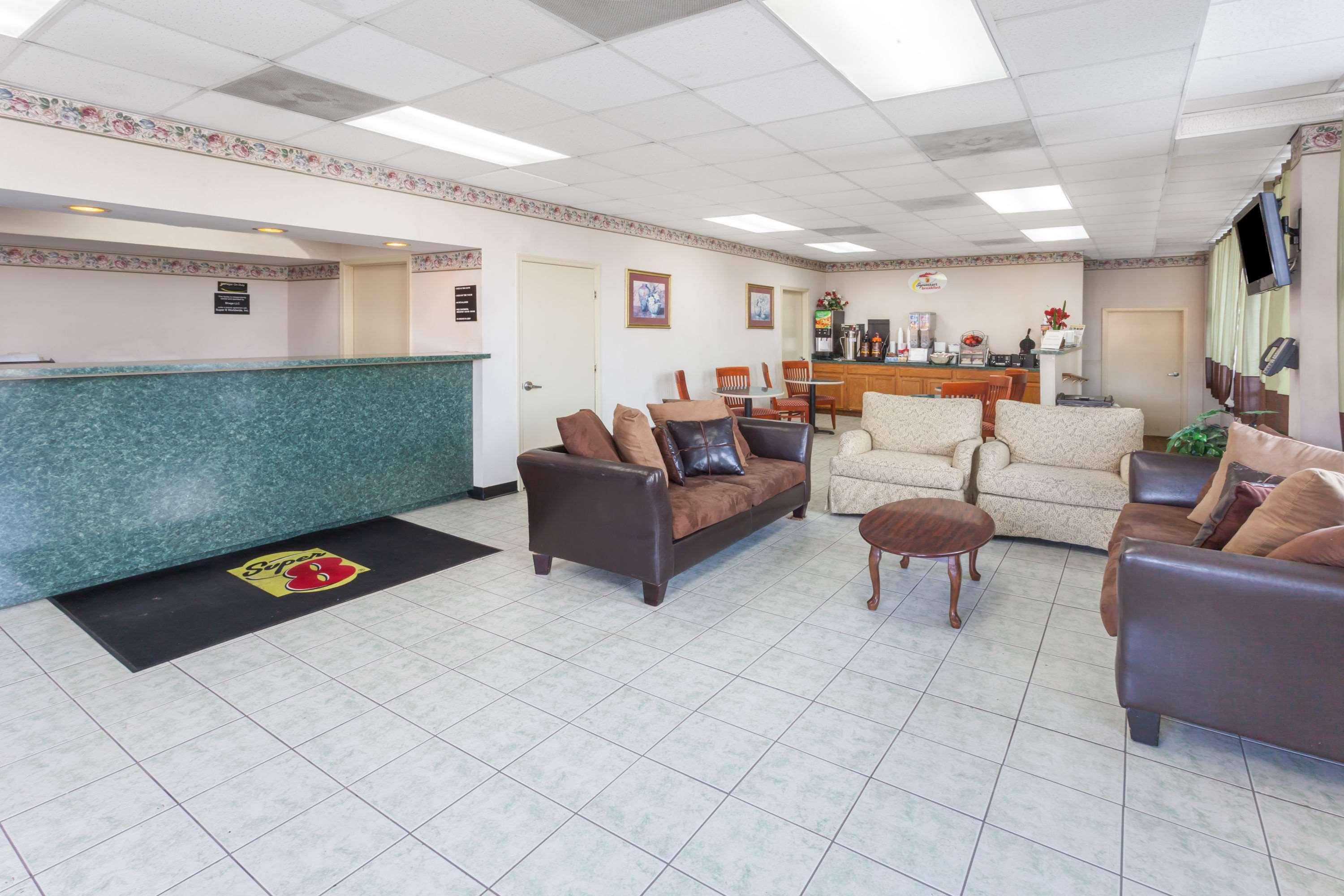 Hotel Super 8 By Wyndham Manassas Extérieur photo